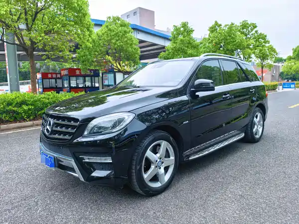 Mercedes-Benz M-Class 2012