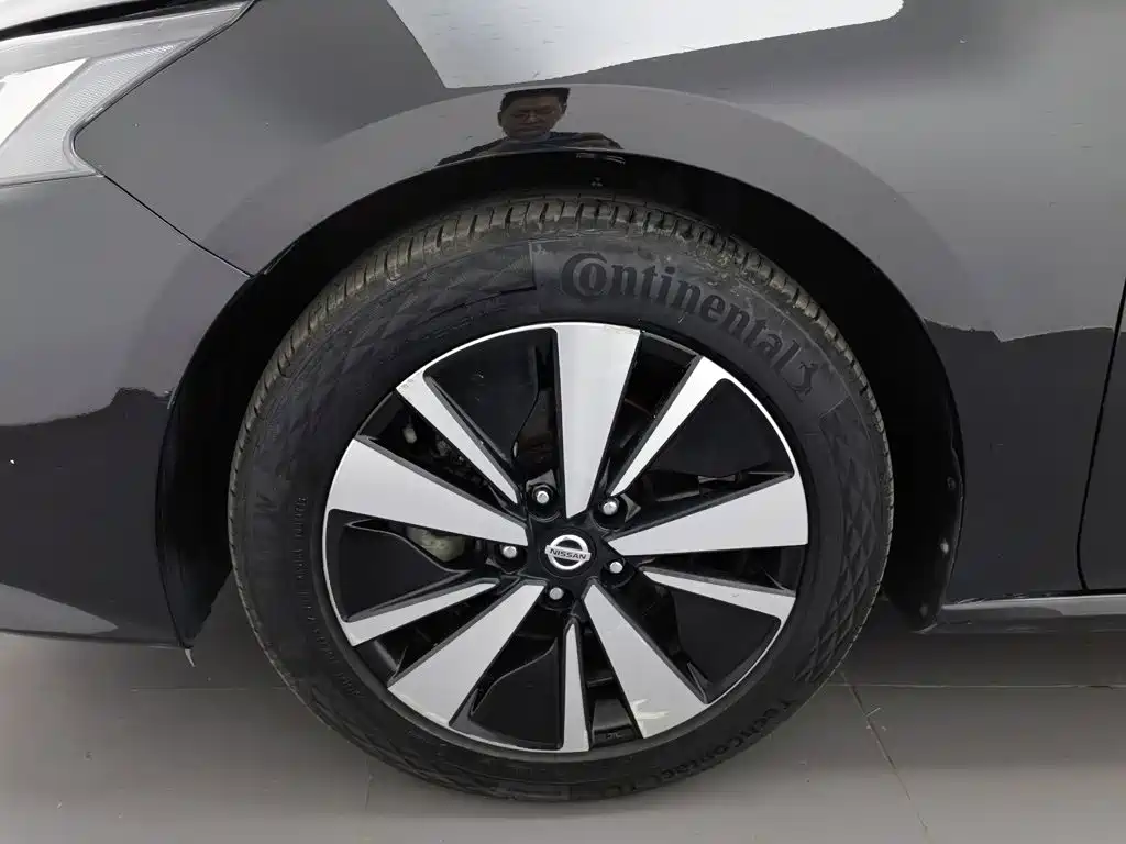 Nissan Teana 2022 — фото 17