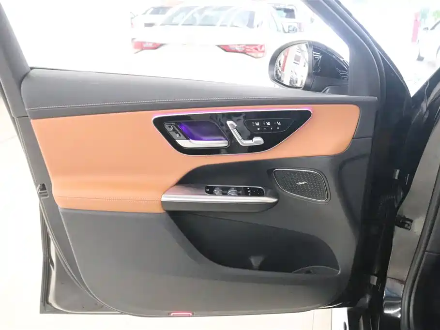 Mercedes-Benz GLC 2023 — фото 12