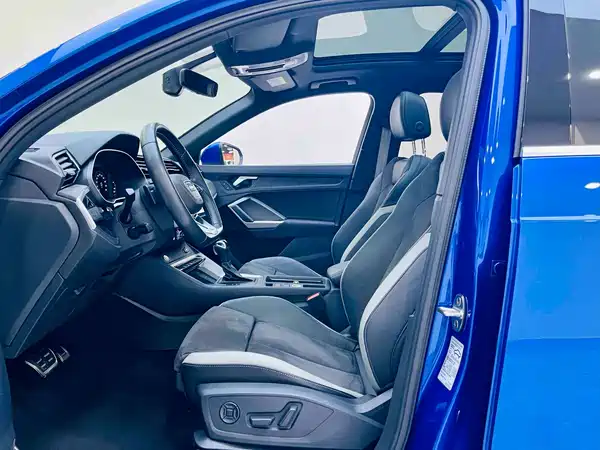 Audi Q3 2021