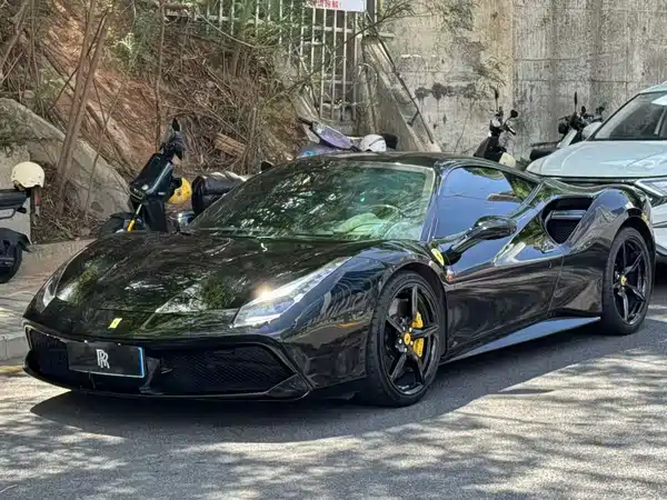 Ferrari 488 2018