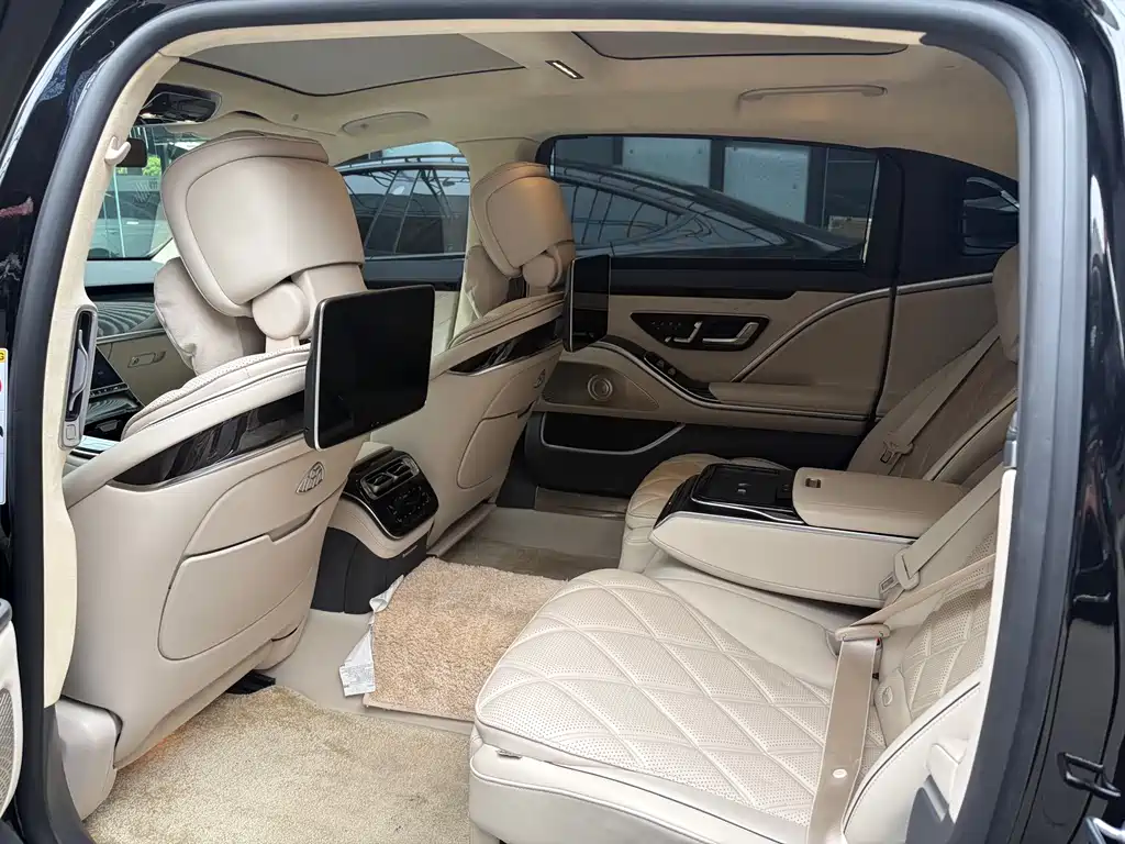 Mercedes-Benz S-Class 2023 — фото 6