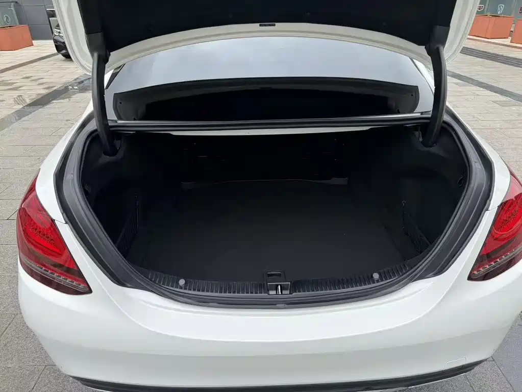 Mercedes-Benz C-Class 2020 — фото 33
