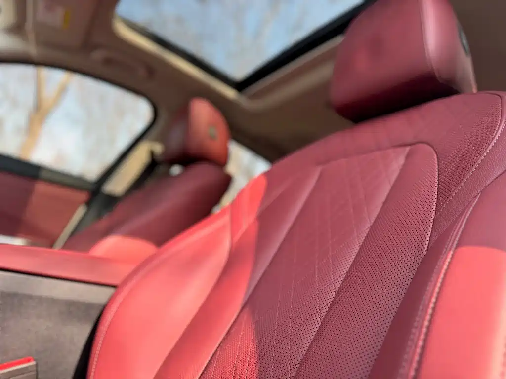 BMW 3 Series 2024 — фото 13