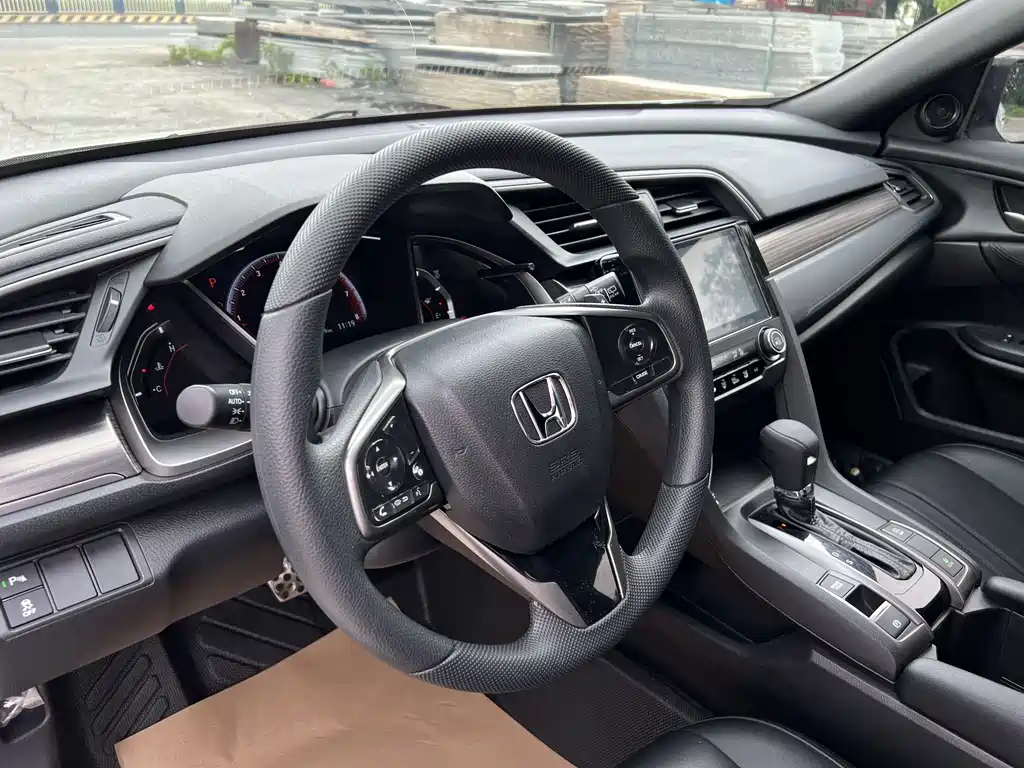 Honda Civic 2021 — фото 14