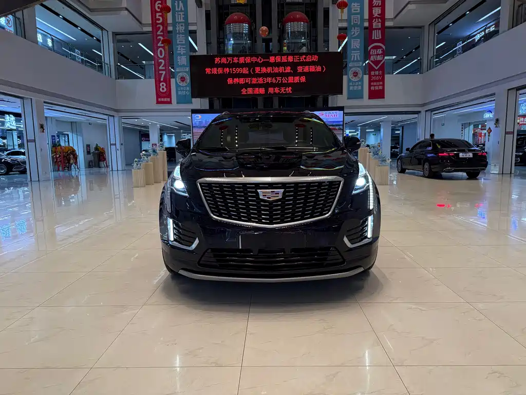 Cadillac XT5 2022 — фото 2