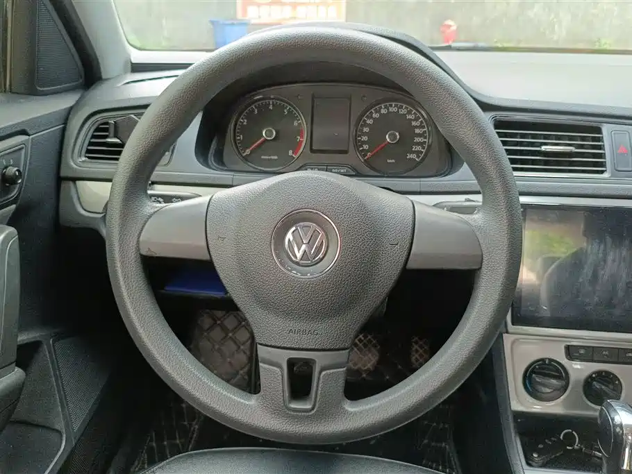 Volkswagen Gran Lavida 2015 — фото 15