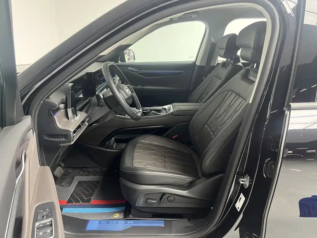 Ford Edge 2025 — фото 14