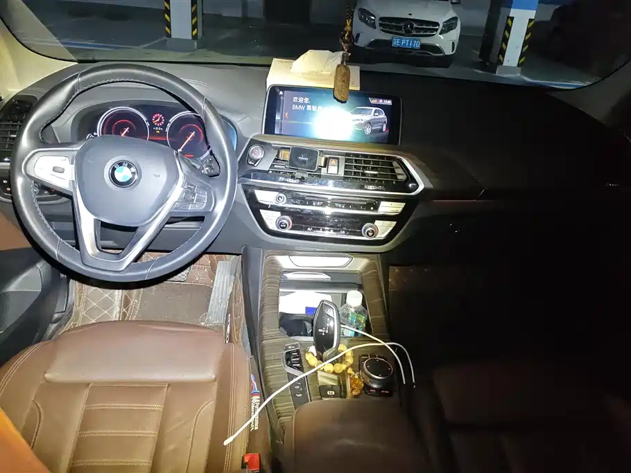 BMW X3 2019 — фото 12