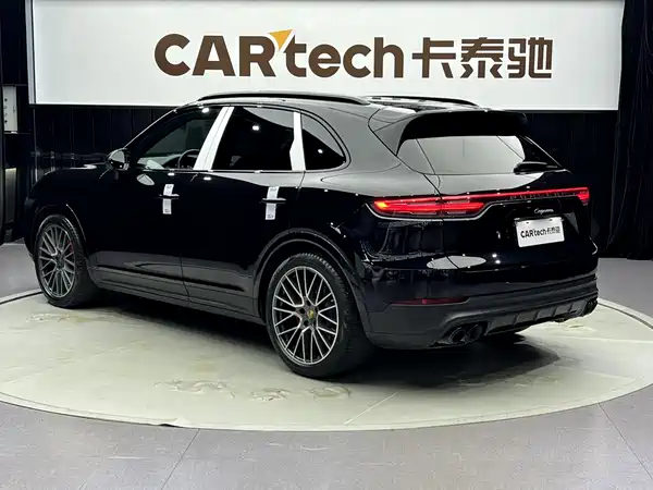 Porsche Cayenne 2020