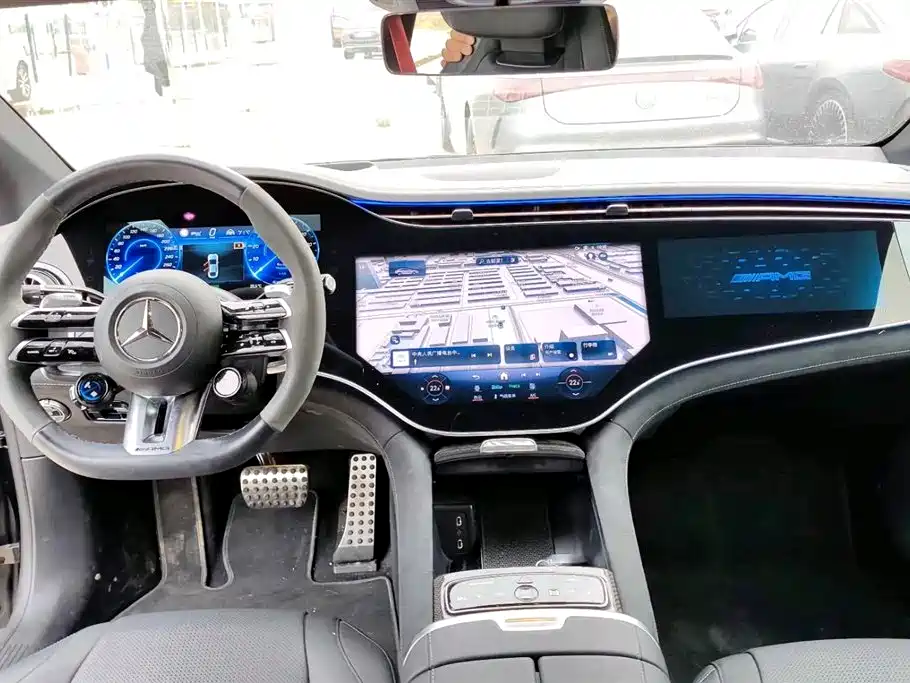 Mercedes-Benz EQE AMG 2023