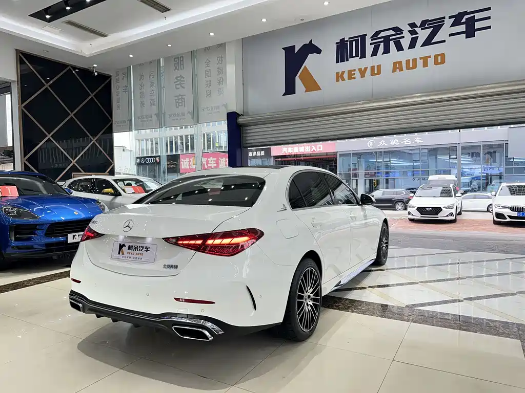 Mercedes-Benz C-Class 2022 — фото 15