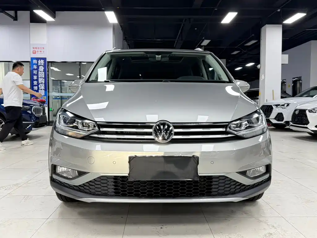 Volkswagen Touran 2022