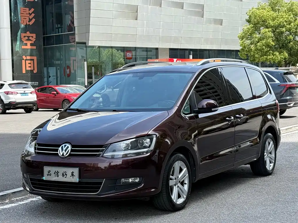 Volkswagen Sharan 2019 — фото 1