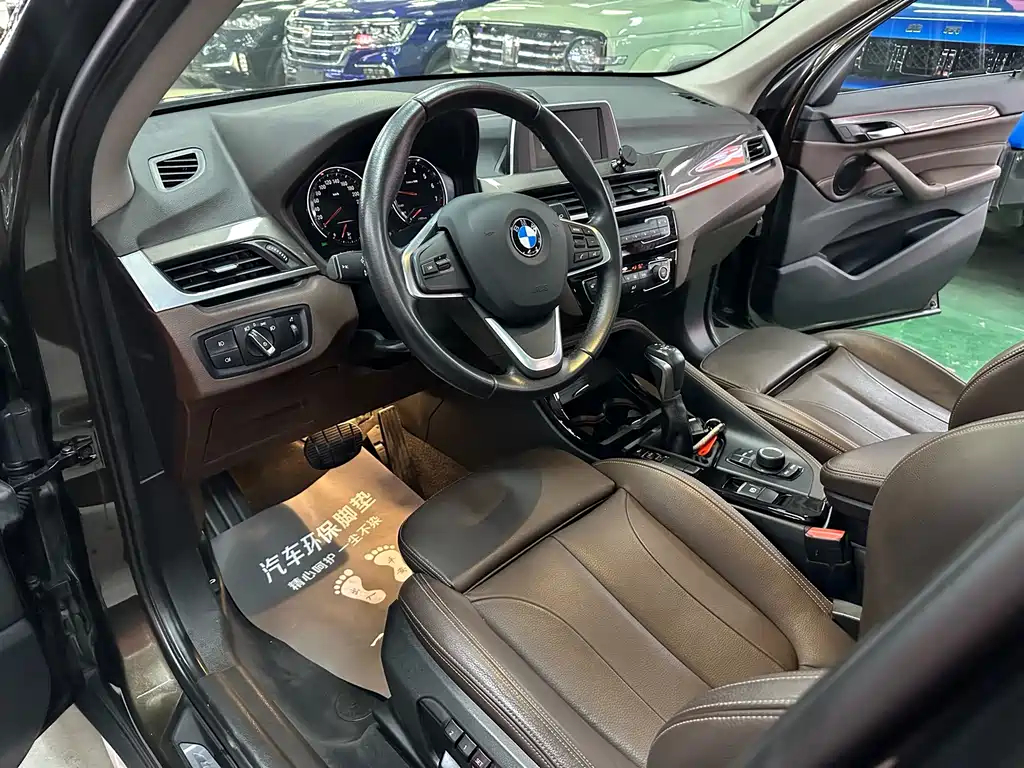 BMW X1 2018 — фото 8