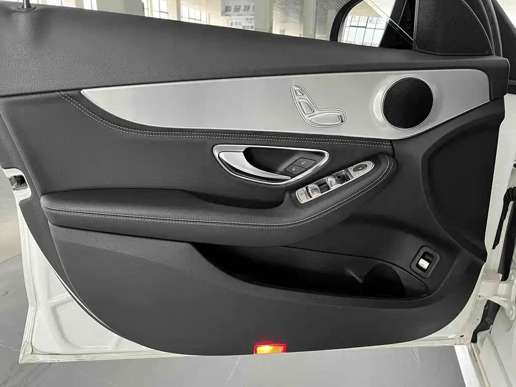 Mercedes-Benz C-Class 2016