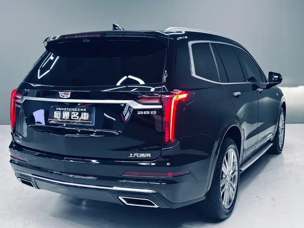 Cadillac XT6 2024 — фото 18