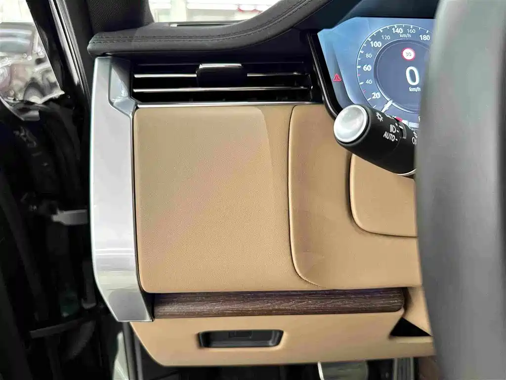 Land Rover Range Rover 2024 — фото 14