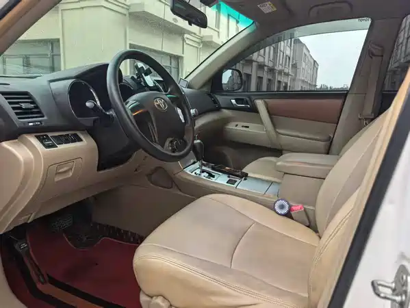 Toyota Highlander 2013