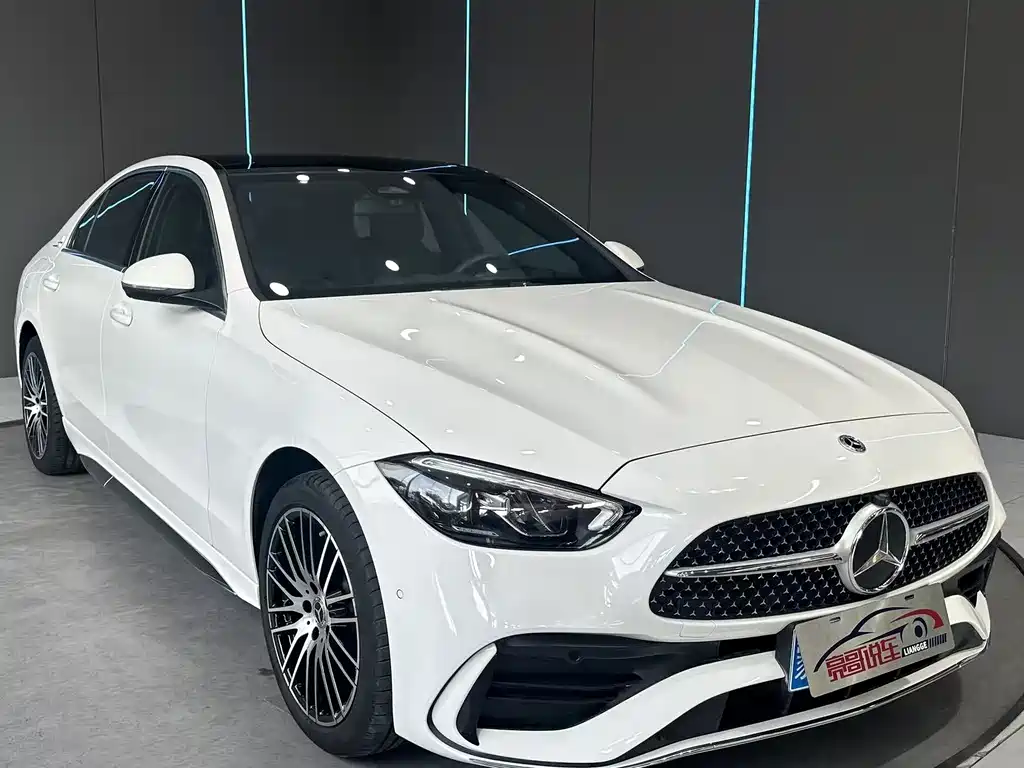Mercedes-Benz C-Class 2025