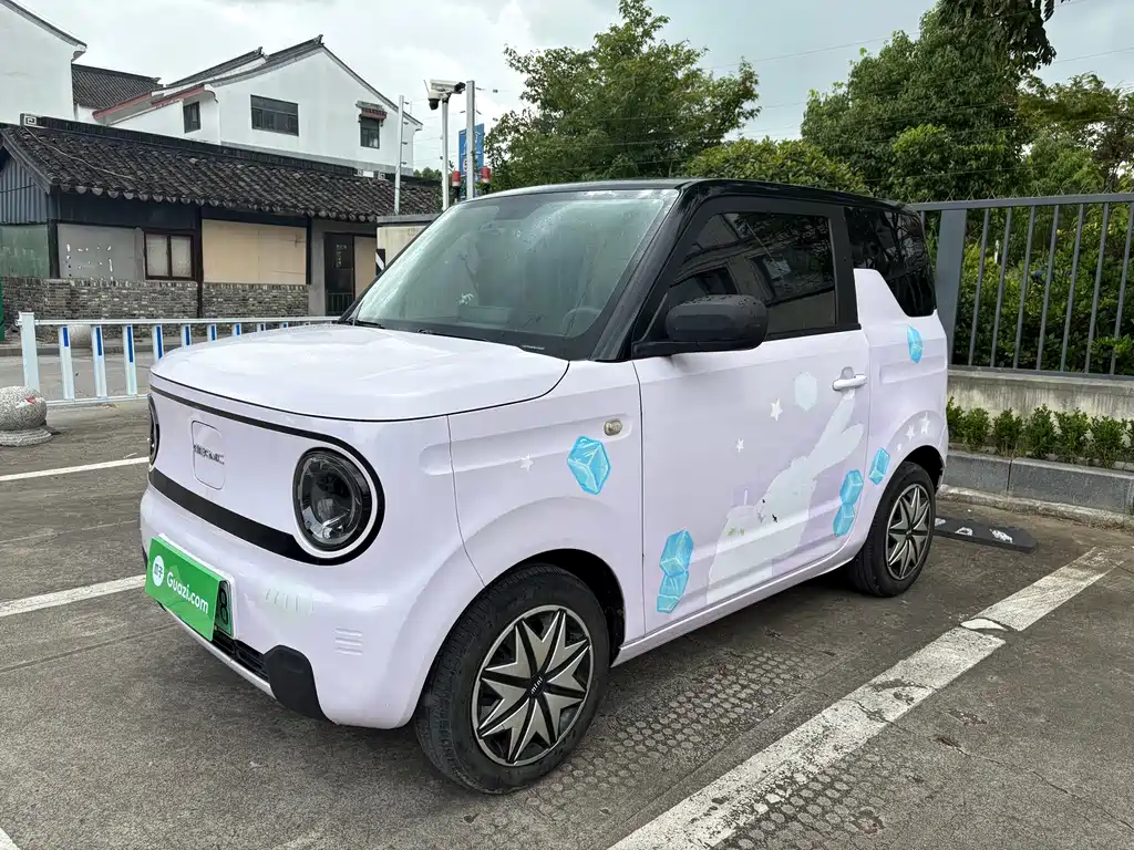 Geely Galaxy Panda 2023