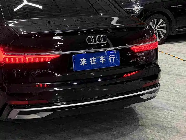 Audi A6L 2023