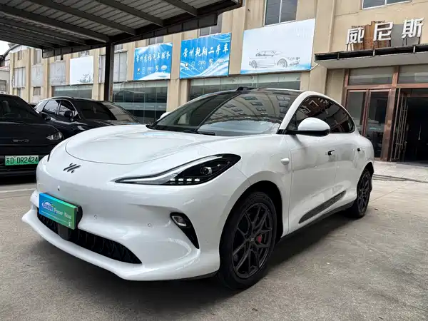 IM Motors LS6 2025