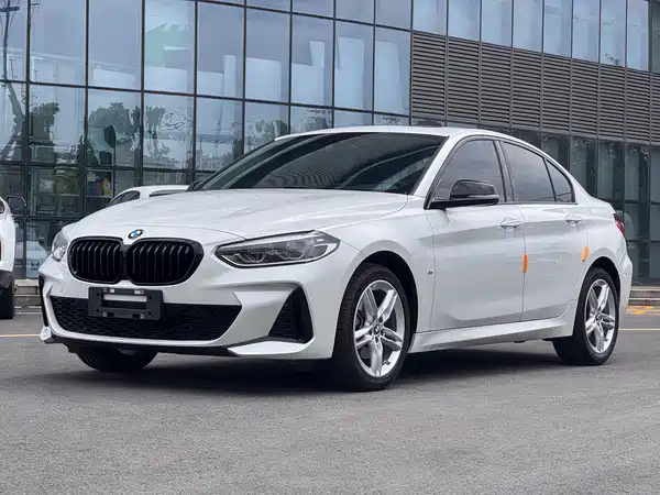 BMW 1 Series 2022