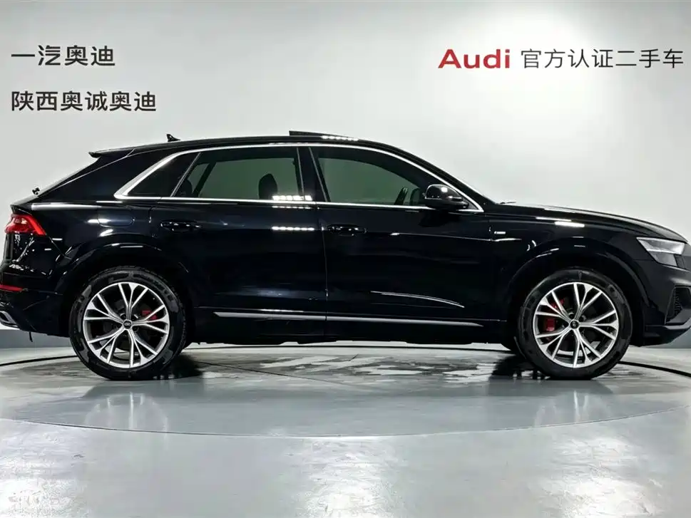 Audi Q8 2021 — фото 3