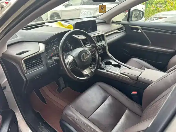 Lexus RX 2020