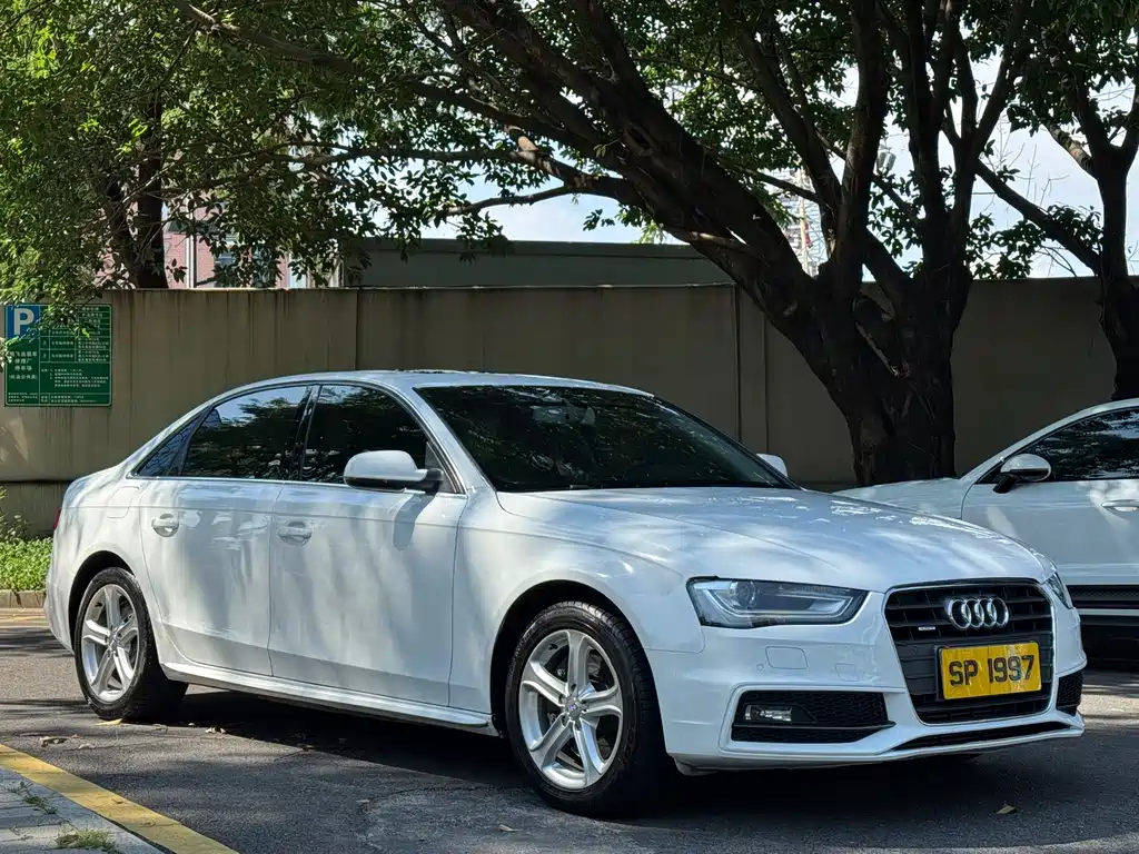Audi A4L 2014 — фото 3
