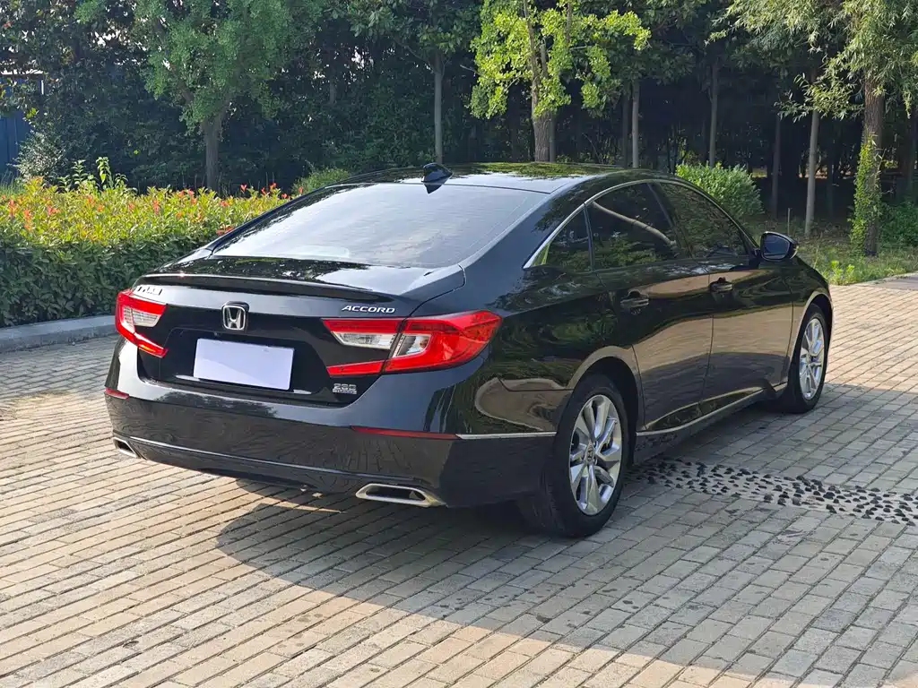 Honda Accord 2021 — фото 8
