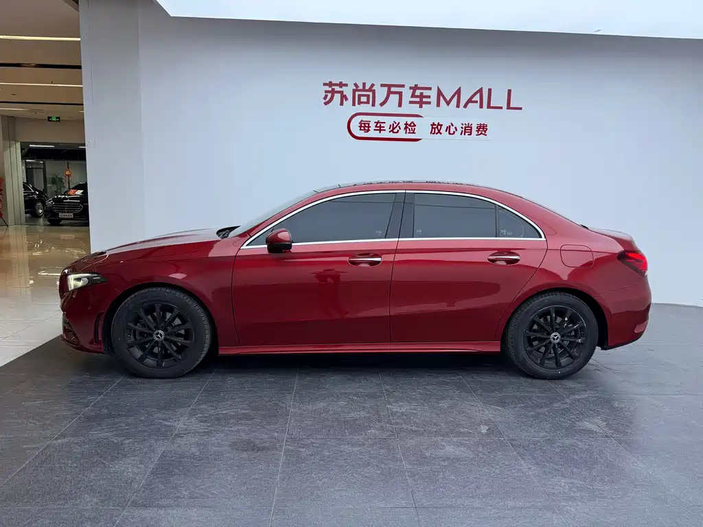 Mercedes-Benz A-Class 2019 — фото 11