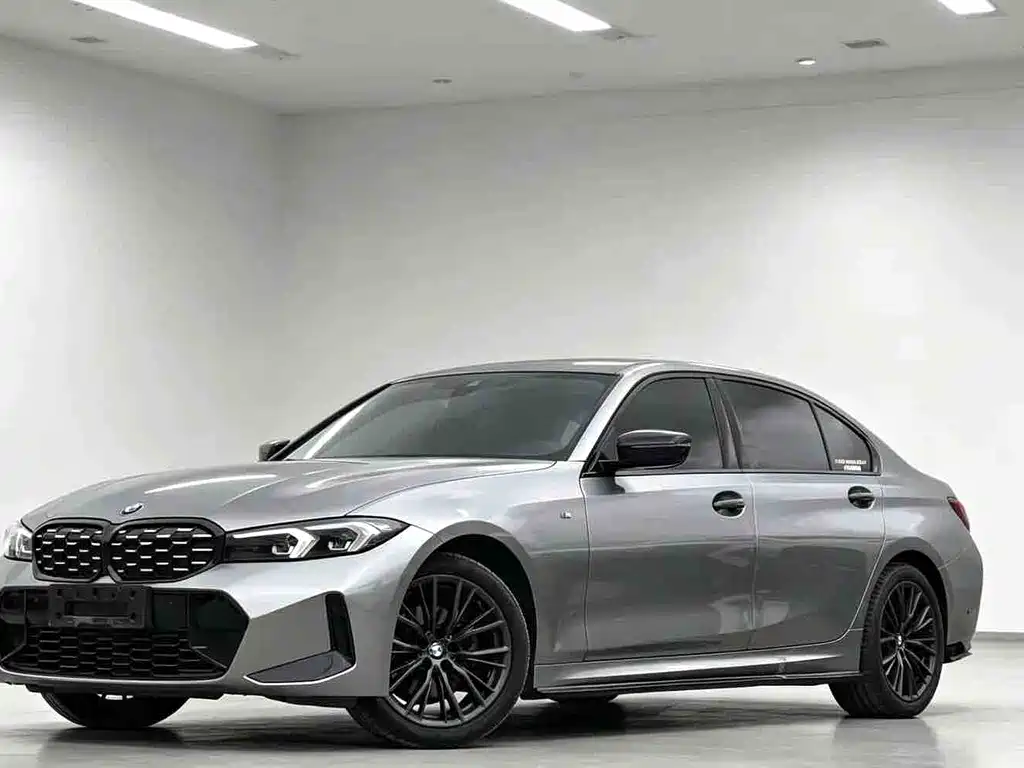 BMW 3 Series 2023 — фото 1