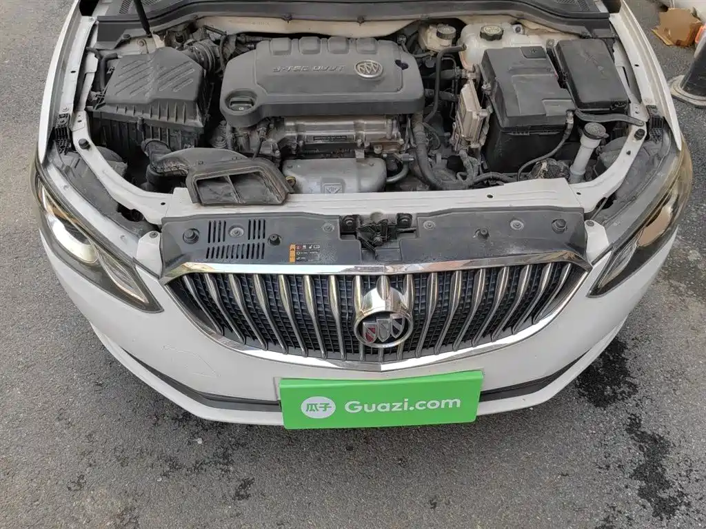 Buick Excelle 2016 — фото 11