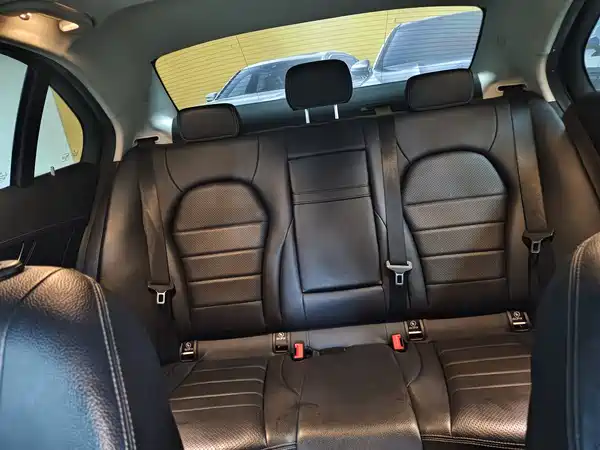 Mercedes-Benz C-Class 2019