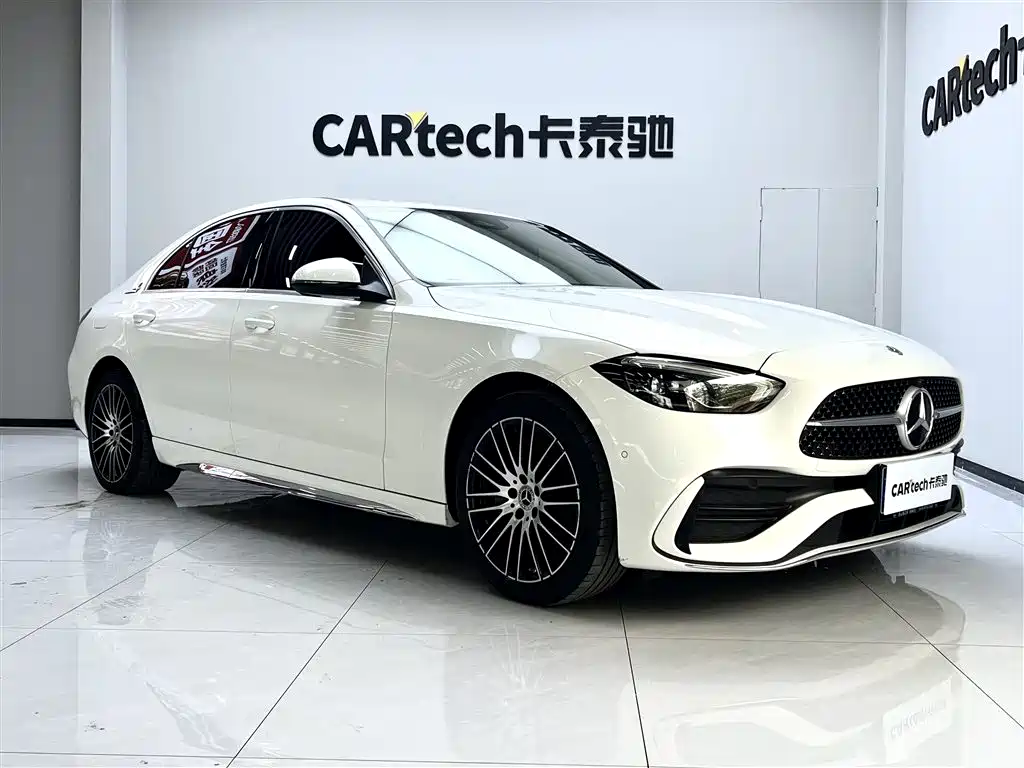 Mercedes-Benz C-Class 2023 — фото 2