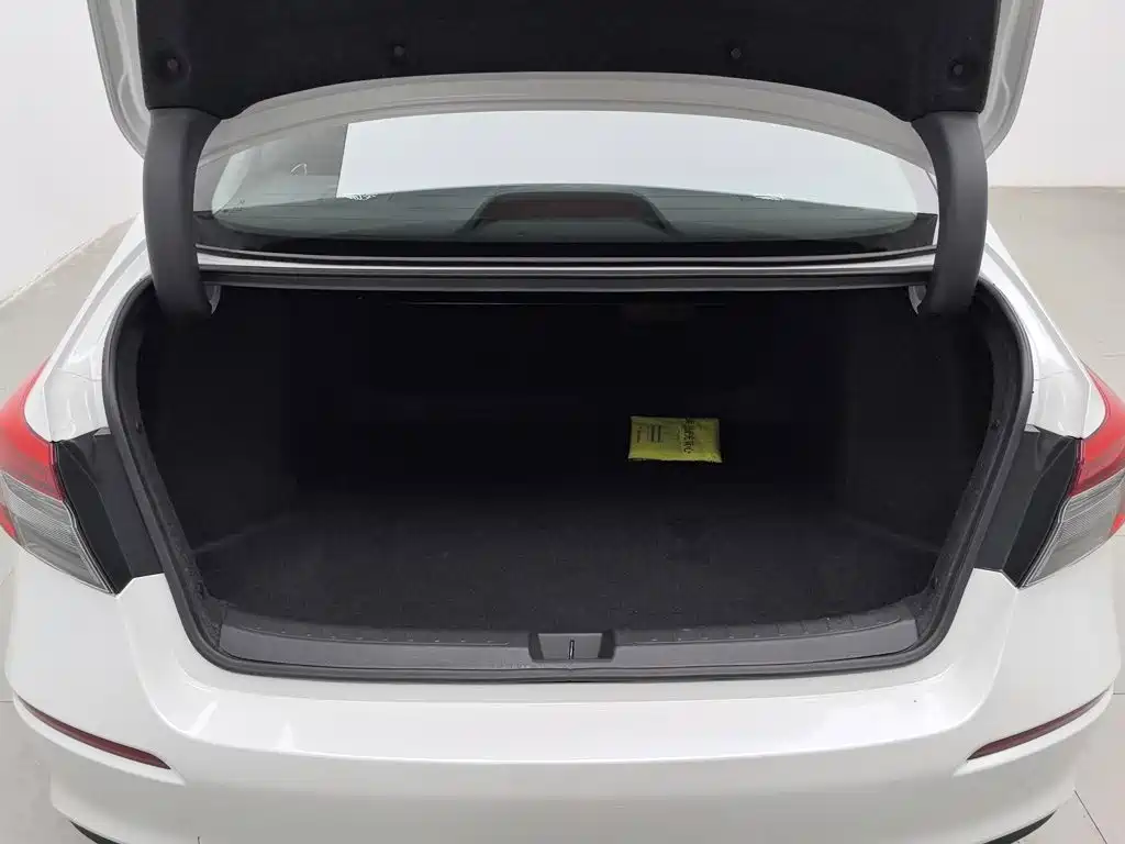 Honda Civic 2021 — фото 16