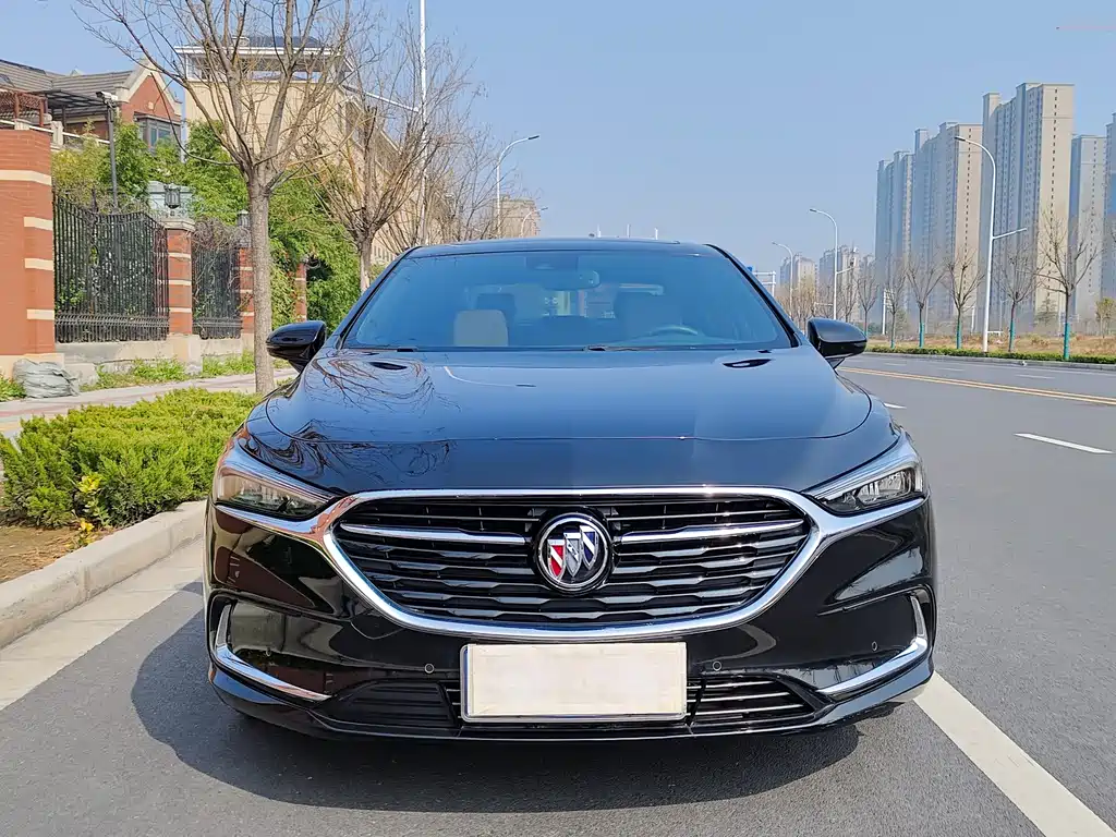Buick LaCrosse 2020 — фото 17