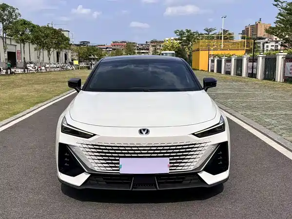 Changan UNI-V 2022