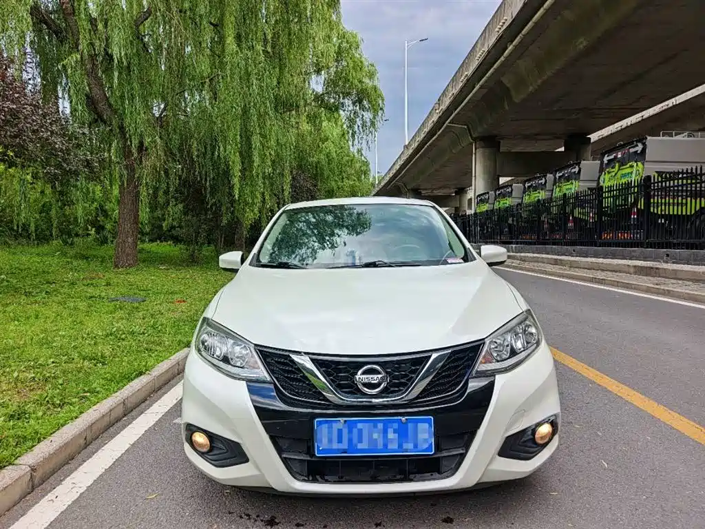 Nissan Tiida 2018 — фото 2