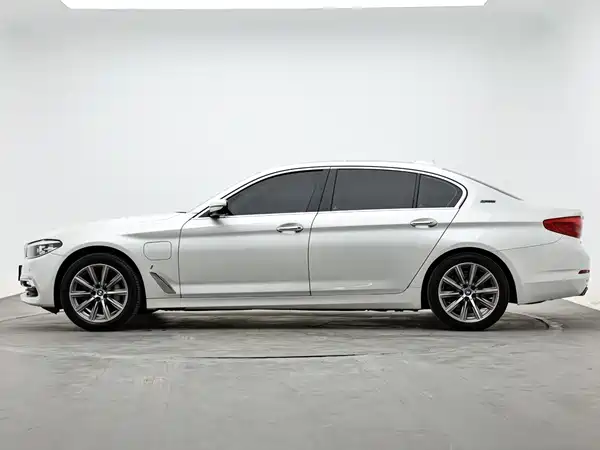 BMW 5 Series New Energy 2018