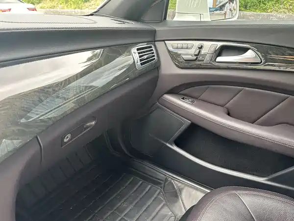 Mercedes-Benz CLS 2013