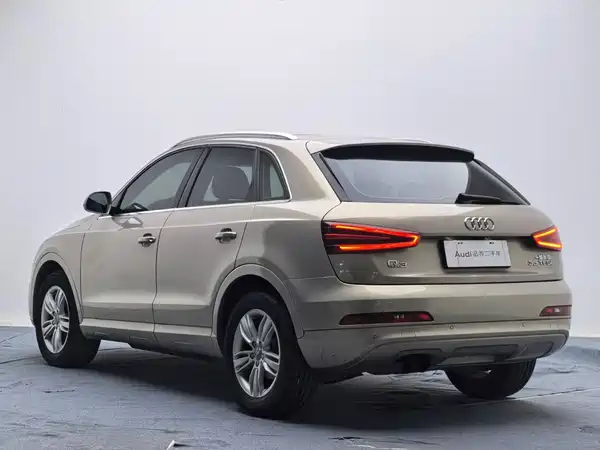Audi Q3 2015
