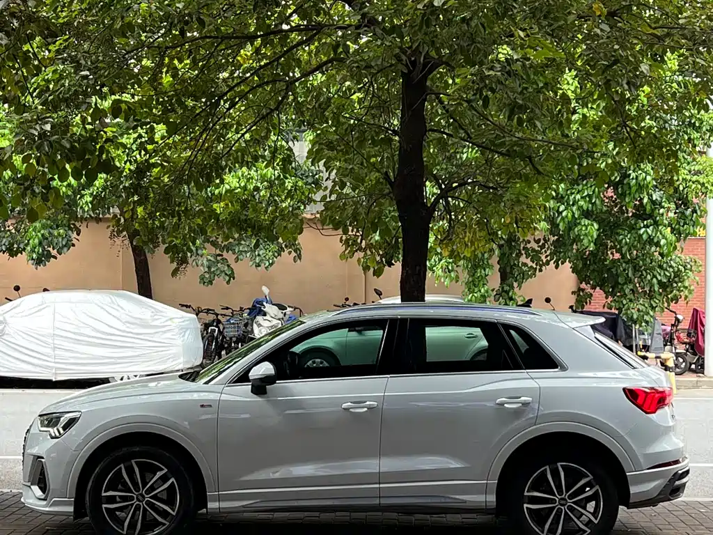 Audi Q3 2022