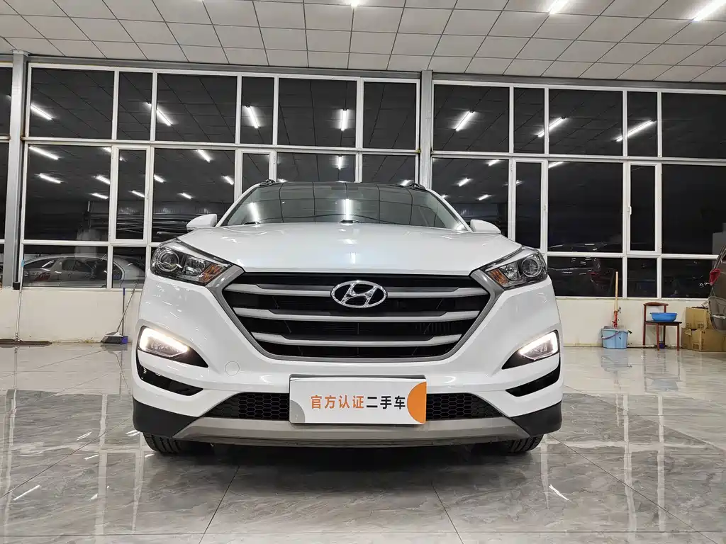 Hyundai Tucson 2018 — фото 2