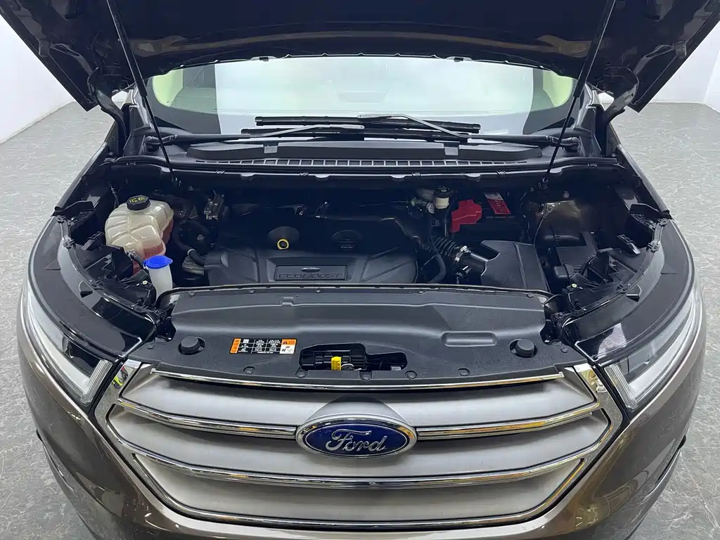 Ford Edge 2017 — фото 17