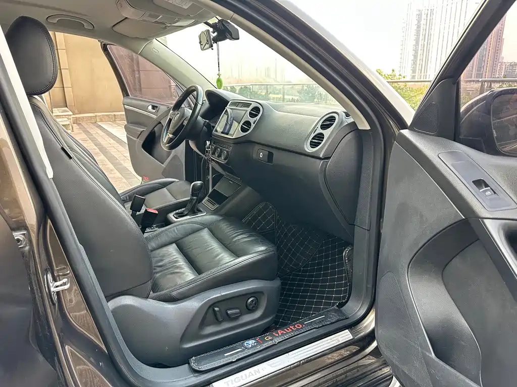 Volkswagen Tiguan 2016 — фото 12