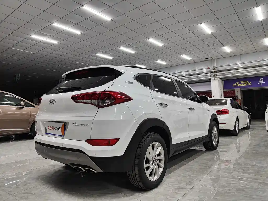 Hyundai Tucson 2018 — фото 9