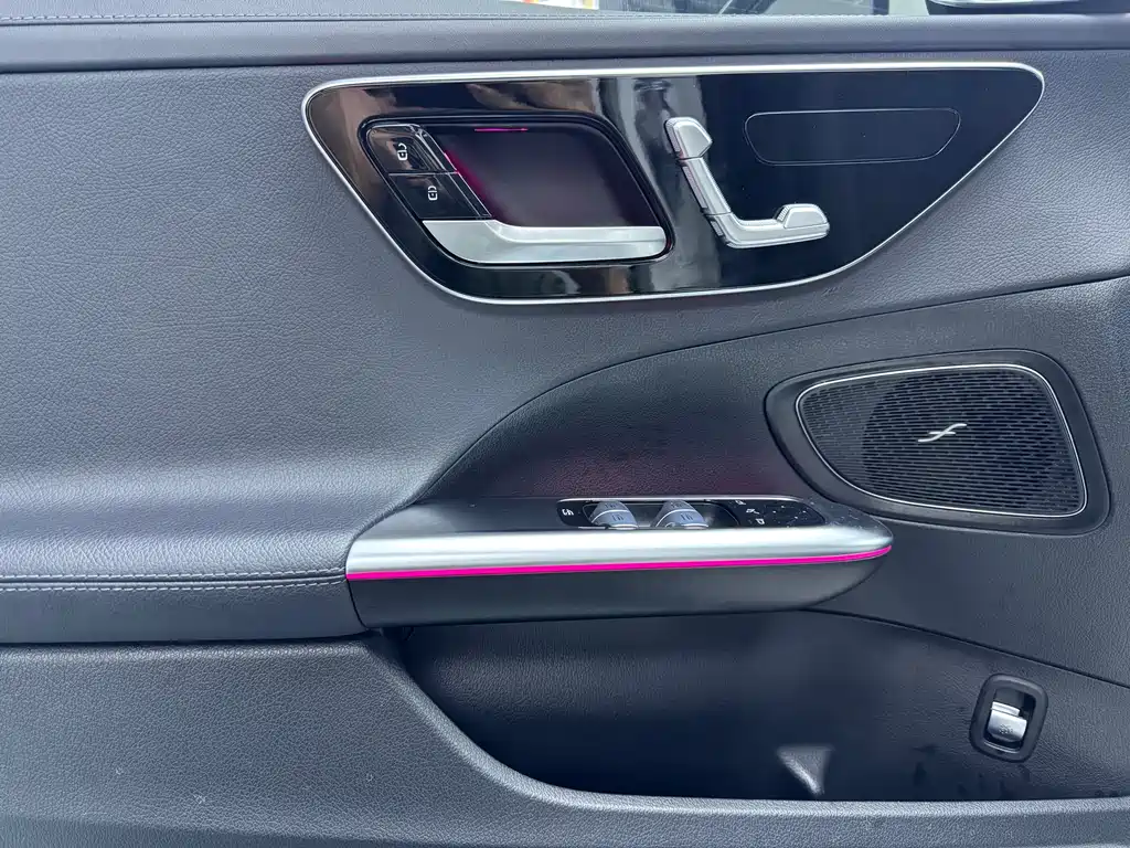 Mercedes-Benz C-Class 2021